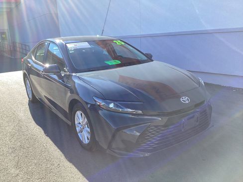 Certified 2025 Toyota Camry LE image 2