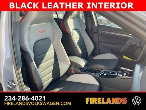 New 2026 Volkswagen GTI SE image 2