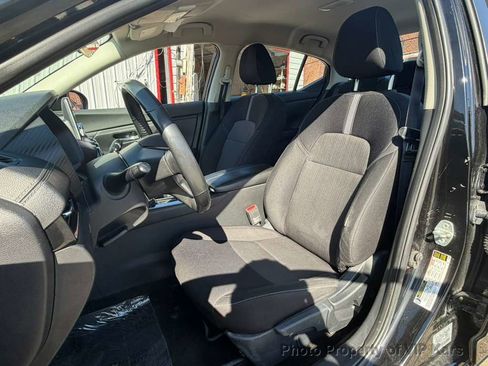 Used 2021 Nissan Sentra SV w/ Electronics Package image 16