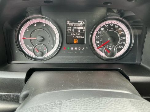 Used 2024 RAM 1500 Classic SLT AWD/4WD image 19