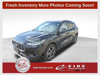 Used 2024 Ford Escape ST-Line w/ Tech Pack #1 AWD/4WD video 1