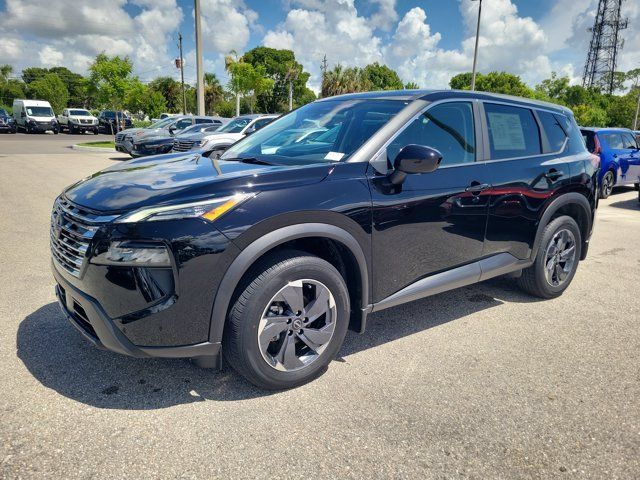 Certified 2026 Nissan Rogue SV FWD image 6