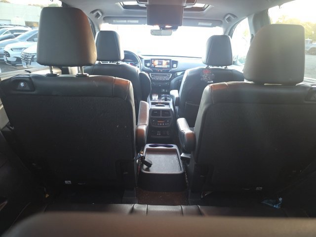 Used 2021 Honda Pilot Touring image 8