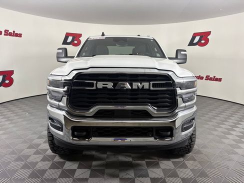 Used 2025 RAM 2500 Big Horn AWD/4WD image 11