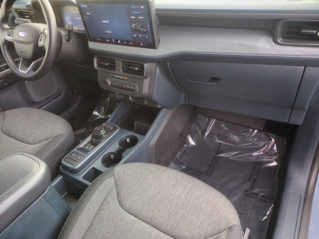 Used 2025 Ford Maverick XLT w/ Black Appearance Package AWD/4WD image 19
