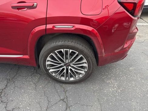 New 2026 GMC Terrain Denali w/ LPO, Floor Liner Package AWD/4WD image 18
