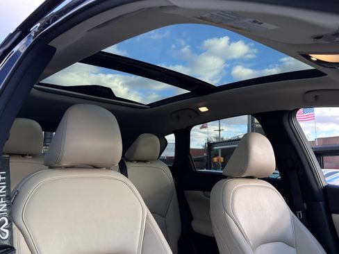 Used 2021 INFINITI QX50 Luxe image 29