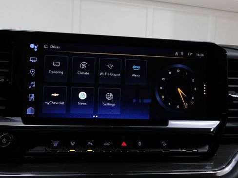 Used 2024 Chevrolet Silverado 2500 High Country w/ Technology Package AWD/4WD image 70