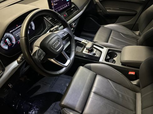 Used 2025 Audi Q5 2.0T Premium w/ Convenience Plus Package AWD/4WD image 11