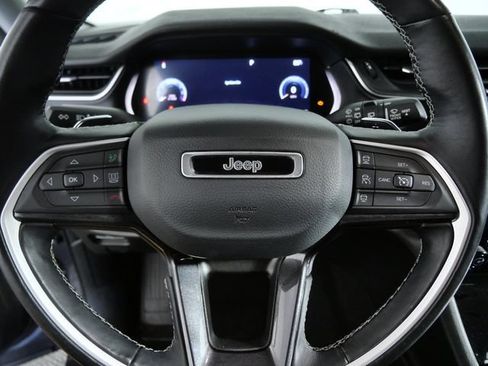 Used 2022 Jeep Grand Cherokee L Laredo w/ Luxury Tech Group I AWD/4WD image 25