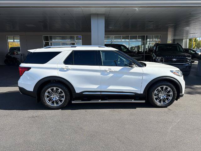 Certified 2025 Ford Explorer Platinum AWD/4WD image 7