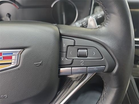 Used 2023 Cadillac XT6 Sport image 15