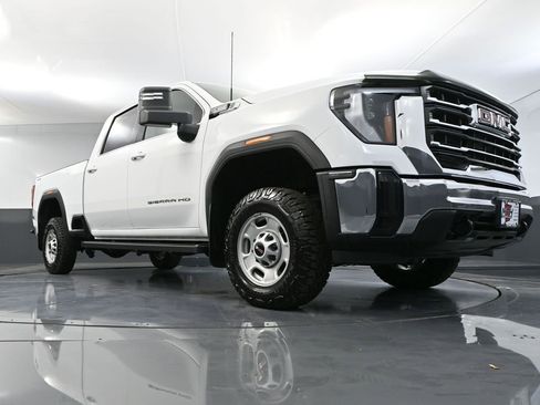 Used 2025 GMC Sierra 2500 SLE image 52