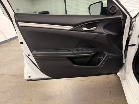 Used 2021 Honda Civic Sport image 18