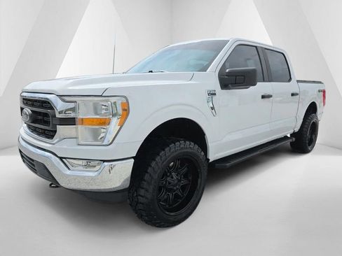 Used 2021 Ford F150 XLT image 3