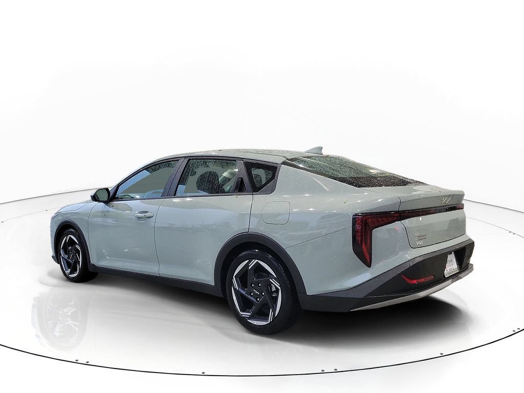 Certified 2025 Kia K4 EX FWD image 7