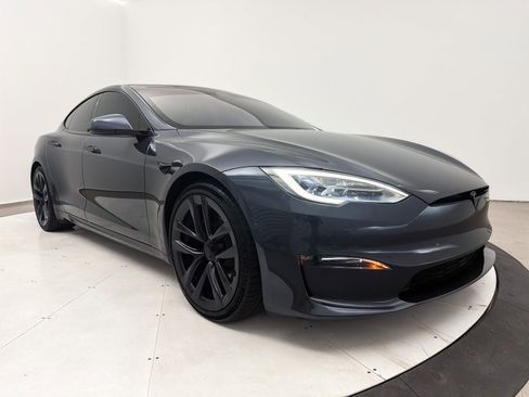 Used 2021 Tesla Model S Plaid image 8