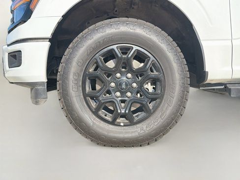 Used 2025 Ford F150 XLT w/ Equipment Group 301A Standard AWD/4WD image 29