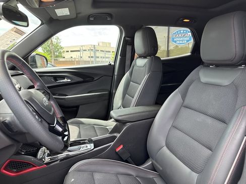 Used 2021 Chevrolet TrailBlazer RS w/ Sun and Liftgate Package AWD/4WD image 12