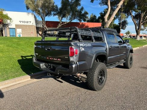 Used 2021 Toyota Tacoma TRD Off-Road w/ Technology Package image 6