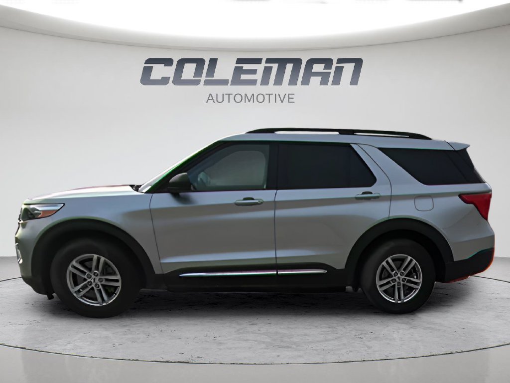 Used 2020 Ford Explorer XLT w/ Equipment Group 202A AWD/4WD image 21