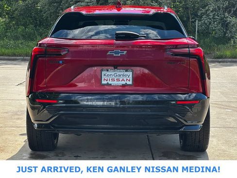 Used 2025 Chevrolet Blazer EV RS AWD/4WD image 4