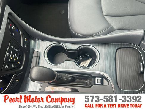 Certified 2019 Buick Envision Essence image 18