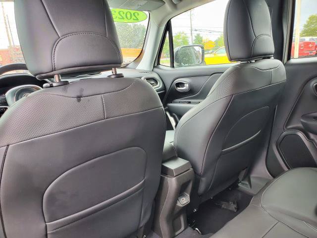 Certified 2023 Jeep Renegade Limited AWD/4WD image 29