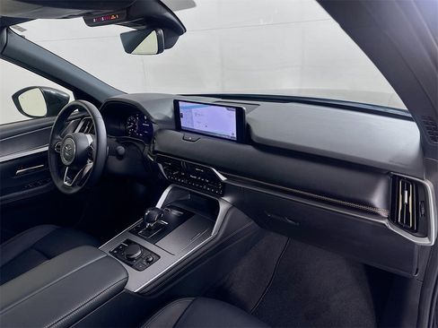 Used 2025 MAZDA CX-90 3.3 Turbo w/ Premium Plus Pkg image 32