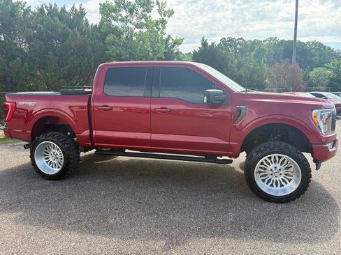 Used 2022 Ford F150 XLT w/ Equipment Group 302A High AWD/4WD image 3