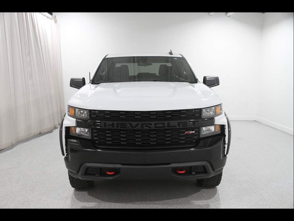 Used 2021 Chevrolet Silverado 1500 Custom Trail Boss w/ LPO, Dark Essentials Package AWD/4WD image 2