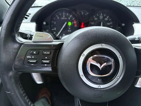 Used 2015 MAZDA MX-5 Miata Club image 15
