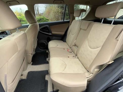 Used 2009 Toyota RAV4 4WD image 15