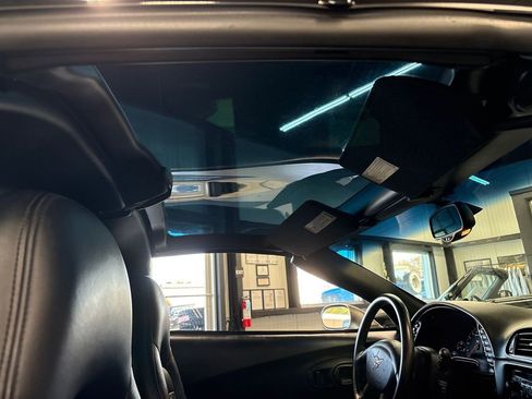 Used 2004 Chevrolet Corvette Coupe w/ Preferred Equipment Group image 46