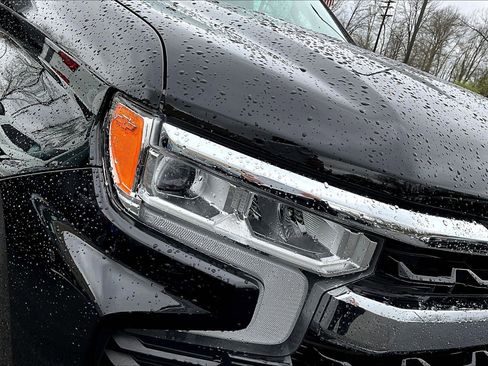 Used 2023 Chevrolet Silverado 1500 LT image 29