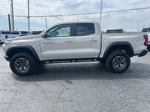 New 2026 Chevrolet Colorado ZR2 w/ Technology Package AWD/4WD image 8