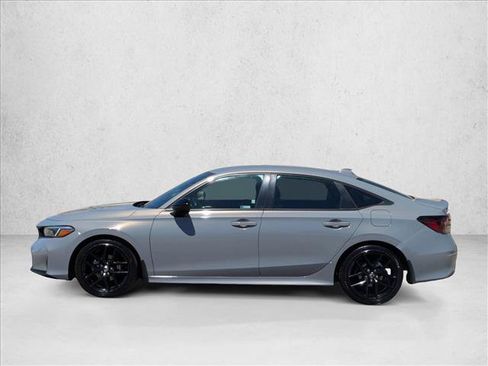 Used 2025 Honda Civic Sport image 9