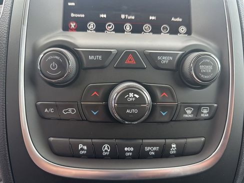 Used 2020 Dodge Durango SXT AWD/4WD image 14