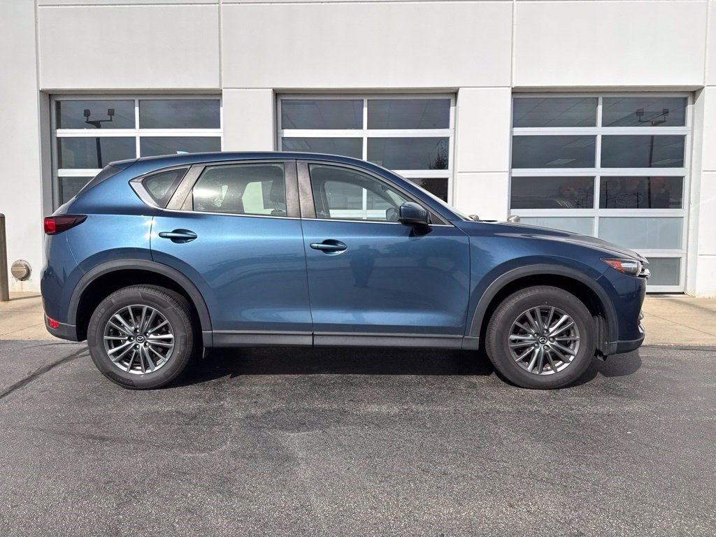 Used 2017 MAZDA CX-5 Sport AWD/4WD image 3