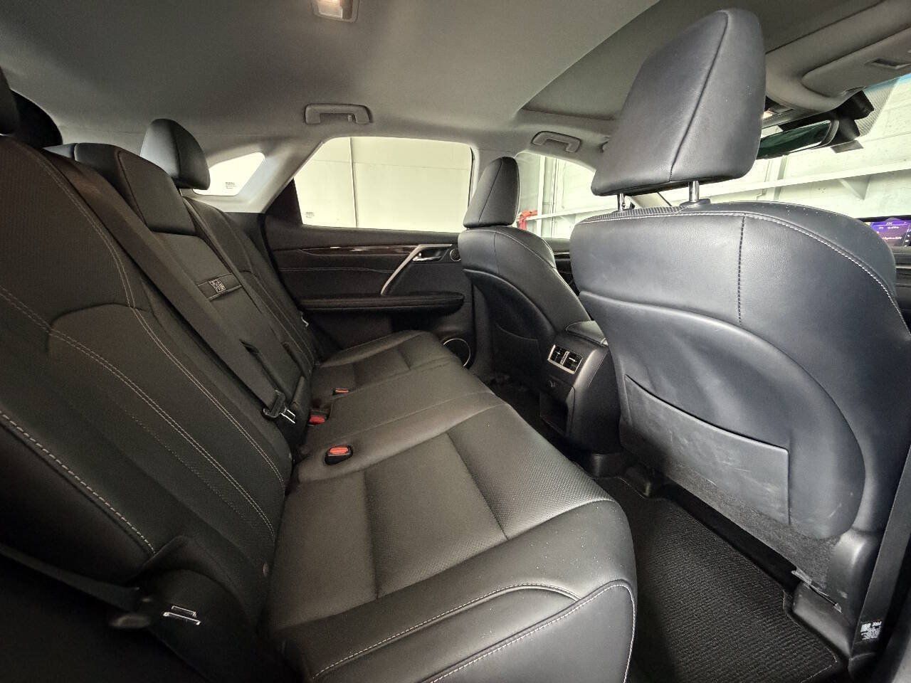 Used 2018 Lexus RX 450h AWD w/ Premium Package image 23