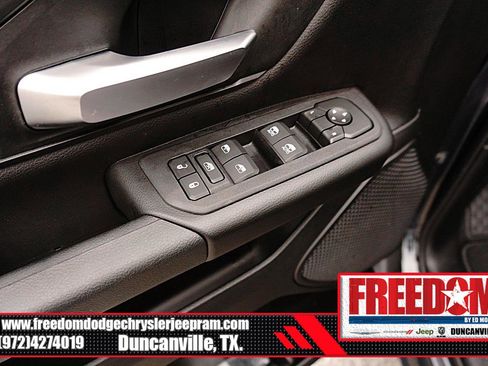 New 2026 RAM 1500 Express AWD/4WD image 39