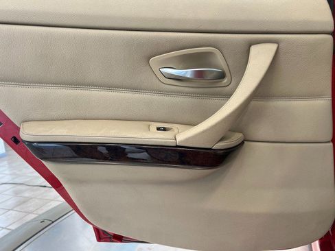 Used 2006 BMW 325i Sedan image 26