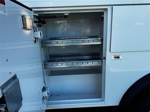 Used 2019 RAM ProMaster 3500 w/ Premium Appearance Group FWD image 18