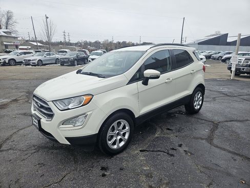 Used 2020 Ford EcoSport SE w/ SE Convenience Package image 9