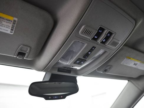 Used 2015 Cadillac SRX Luxury w/ Driver Awareness Package image 20