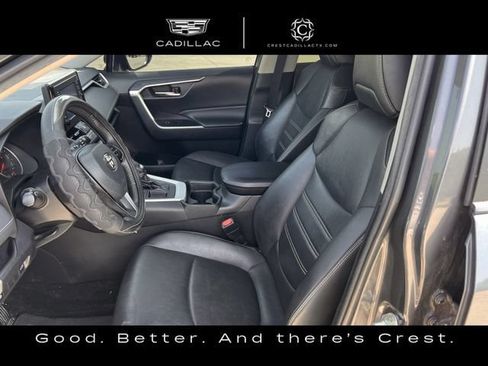Used 2021 Toyota RAV4 XLE Premium FWD image 21