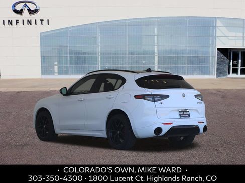 Used 2021 Alfa Romeo Stelvio Ti Sport AWD/4WD image 3