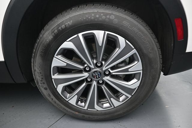 Used 2024 Buick Envision Preferred AWD/4WD image 10