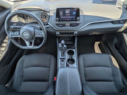 Used 2022 Nissan Altima 2.5 SV w/ SV Premium Package AWD/4WD image 23