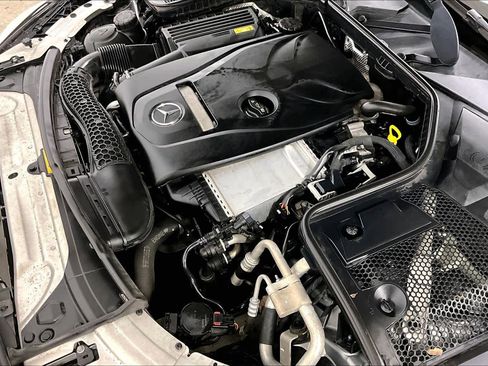 Used 2016 Mercedes-Benz C 300 Sedan image 33